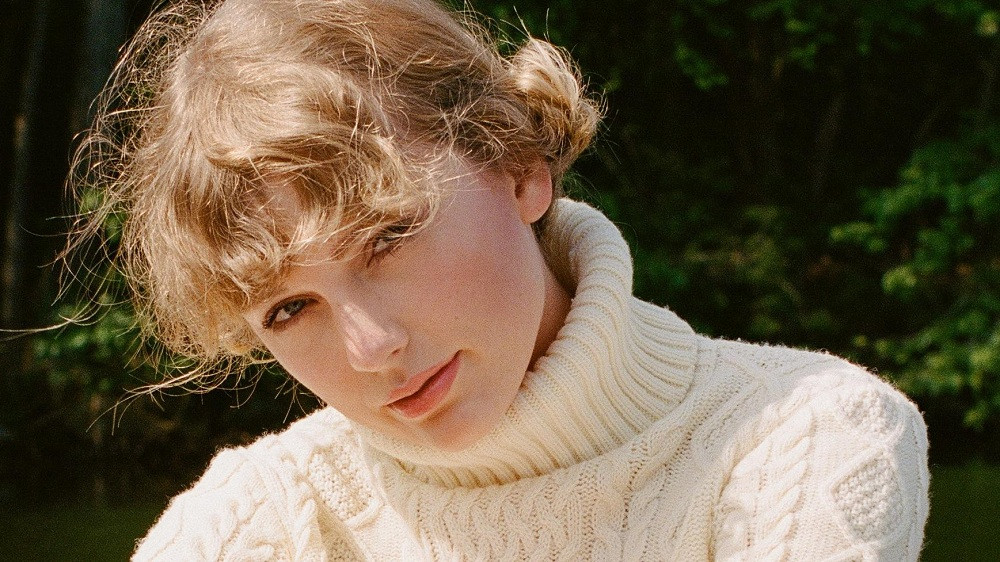 Tôi thích Taylor Swift với những bài hát nói lên tâm trạng của những cô gái. (Ảnh: Tumblr) Trong thế giới fangirl: Thế giới của tôi là vũ trụ lấp lánh những ngôi sao đẹp nhất ảnh 2