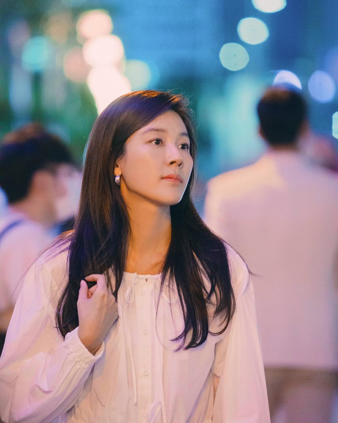 Ngay cả khi đã làm mẹ, Jung Da Jung vẫn vô cùng xinh đẹp và bản lĩnh. (Ảnh: JTBC) Trong “18 Again” có một gia đình cực phẩm: Đẹp và giỏi đều, lại vô cùng cá tính! ảnh 7