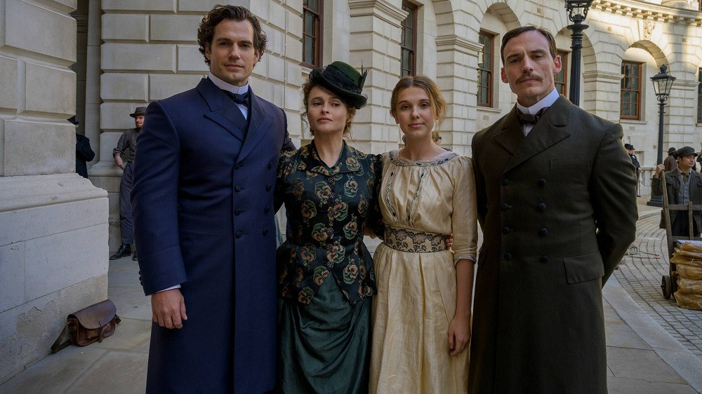 Enola Holmes là cô con gái út nhà Holmes, em gái Sherlock Holmes lừng danh theo như tác phẩm của Nancy Springer. (Ảnh: Netflix) Những câu thoại hay xuất sắc, truyền cảm hứng từ phim về em gái của Sherlock Holmes ảnh 1