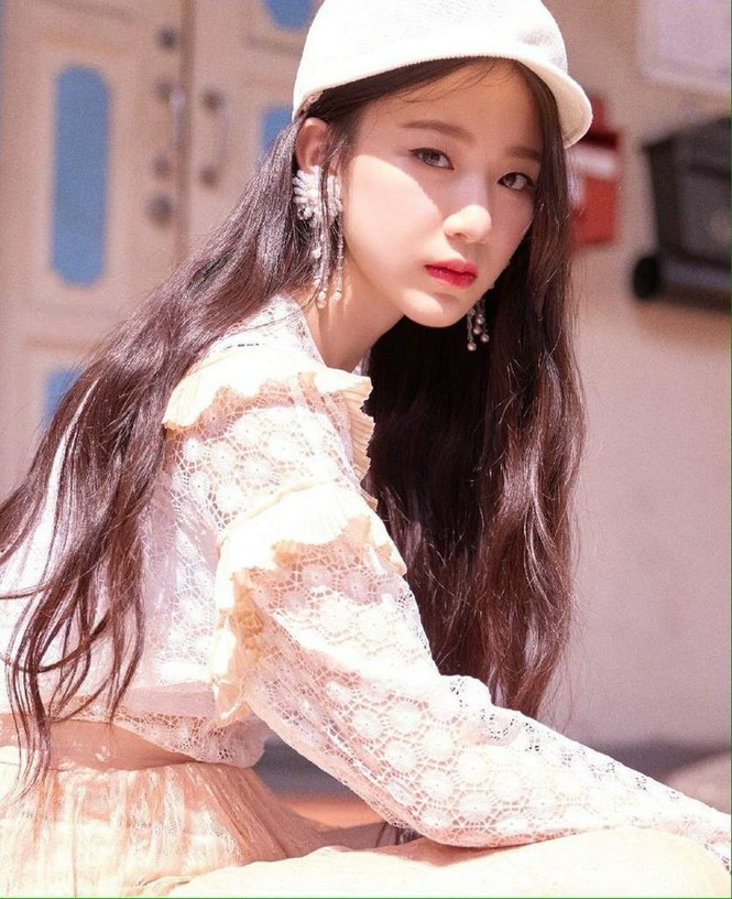 Shuhua (G)I-DLE lại bị chê là “người thừa” trong nhóm Idol 2K: Visual đỉnh cao, tài năng toàn diện, mặt nào cũng giỏi và tính cách cực hay ảnh 5