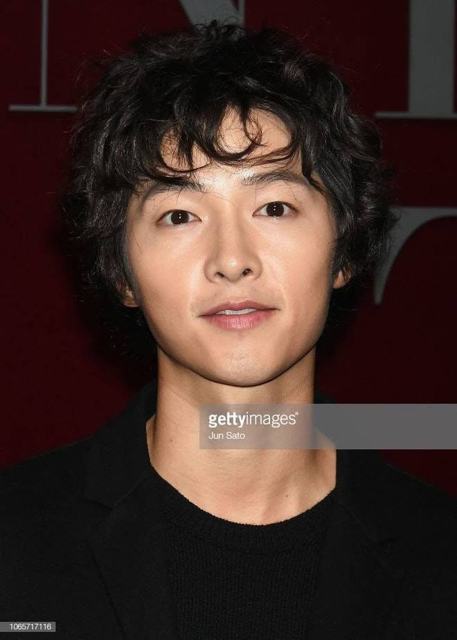 Song Joong Ki có thời điểm xuống sắc bất ngờ Ly hôn Song Hye Kyo, Song Joong Ki cũng đánh mất vận may nên ngày càng tụt dốc? ảnh 1