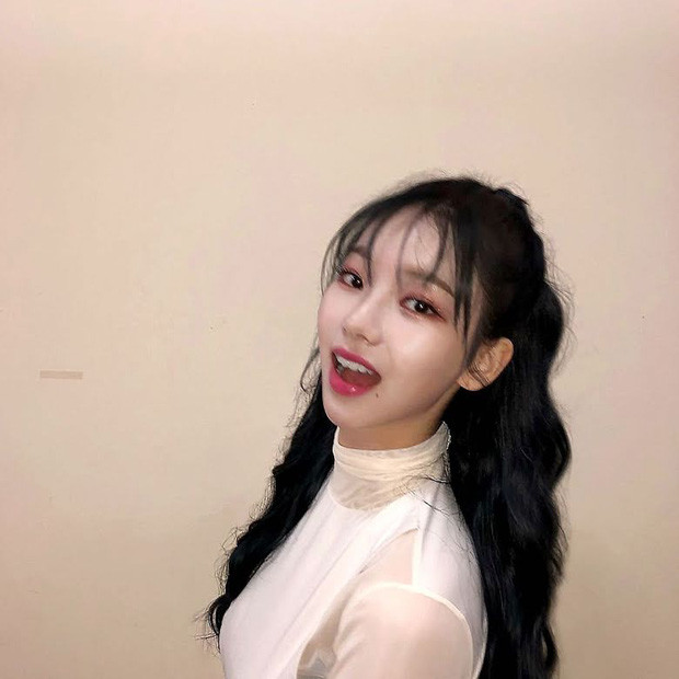 Chỉ cần để tóc mái thưa, Karina (aespa) khiến netizen phải công nhận “mỹ nhân thế hệ mới“ ảnh 6