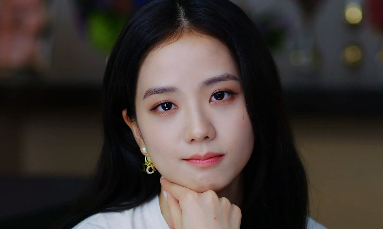 Jisoo đang vấp phải một số ý kiến chỉ trích vì được nhà sản xuất giao vai chính Jisoo bị "ném đá" chỉ vì được làm nữ chính trong “Snowdrop”, netizen Hàn đang quá đà? ảnh 3