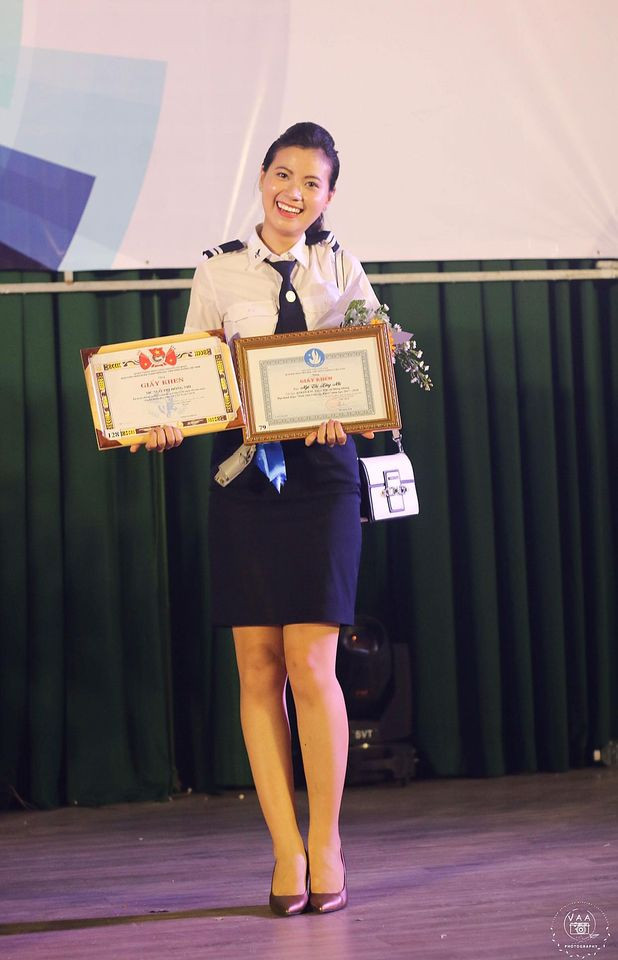Hồng Nhi với loạt thành tích khủng. Nữ sinh Học viện Hàng không có thành tích siêu ‘khủng’ dự thi Hoa hậu Việt Nam 2020 ảnh 3