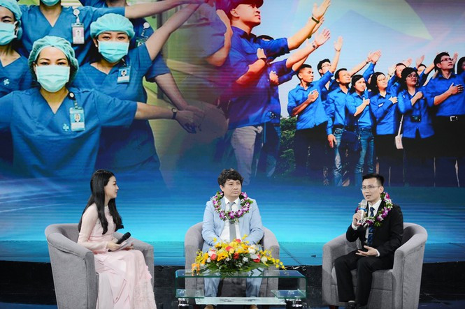 Những gương mặt trẻ tiêu biểu tham gia chia sẻ tại buổi lễ tuyên dương. Loạt chia sẻ truyền cảm hứng của Top nhân vật “Gương mặt trẻ Việt Nam tiêu biểu 2020” ảnh 1