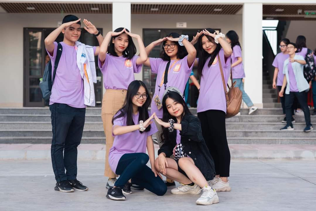 Các thành viên nhà Scribbles là những học sinh trường Ams năng động, sáng tạo và hướng về cộng đồng. Dự án “Ấp iu thương“: Cùng Amsers nuôi dưỡng những xúc cảm trong trẻo, hồn nhiên ở trẻ em ảnh 1