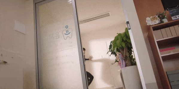 Chị còn cả quyền trợ giúp nữa nhé Chị còn cả quyền trợ giúp nữa nhé