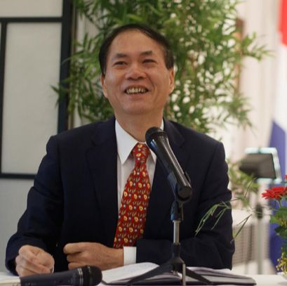 Tác giả Phạm Việt Anh - Đại sứ Việt Nam tại Hà Lan từ 2020-2023. Tác giả Phạm Việt Anh - Đại sứ Việt Nam tại Hà Lan từ 2020-2023.