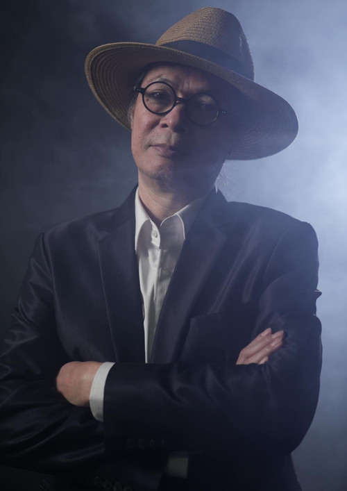 NSND Trần Lực cho rằng việc tăng thuế VAT là ngầm khẳng định không còn sự ưu ái nào cho ngành văn hóa. NSND Trần Lực cho rằng việc tăng thuế VAT là ngầm khẳng định không còn sự ưu ái nào cho ngành văn hóa.