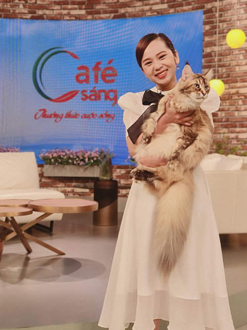 Tuyết Ngân trong chương trình Cà phê sáng. Ảnh: NVCC. Tuyết Ngân trong chương trình Cà phê sáng. Ảnh: NVCC.