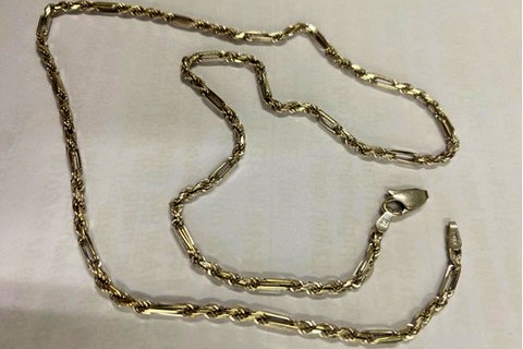 Công an tìm chủ sở hữu sợi dây chuyền bị nhóm của Trâm cướp giật tại lễ hội ẩm thực ở Công viên 23/9.