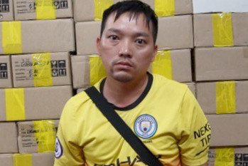 Nguyễn Minh Khanh lúc bị bắt. Ảnh: Công an cung cấp.