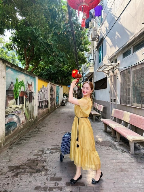 Lan Phương hết vai ở Gia đình mình vui bất thình lình. Ảnh: FBNV. Lan Phương hết vai ở Gia đình mình vui bất thình lình. Ảnh: FBNV.