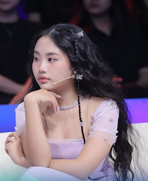 Phương Mỹ Chi tham gia Người ấy là ai với vai trò cố vấn. Phương Mỹ Chi tham gia Người ấy là ai với vai trò cố vấn.