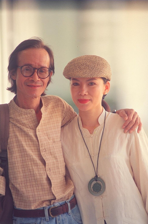 Trịnh Công Sơn và em gái Trịnh Vĩnh Trinh. Ảnh: MXH.