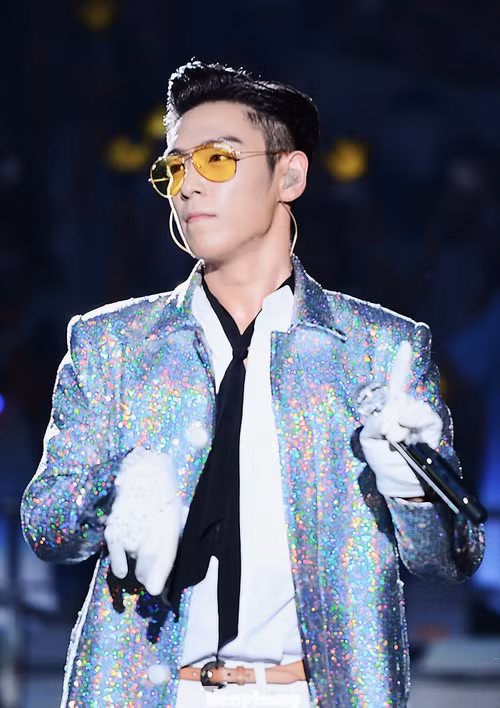 T.O.P xác nhận rời Big Bang. Ảnh: KB.