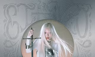 Phùng Khánh Linh viết tiếp "Giữa Một Vạn Người" trước thềm concert ở TP.HCM