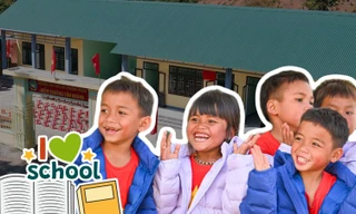 Thầy giáo bám trường gần 20 năm vì niềm vui "các em đọc được"