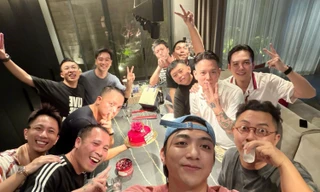 Hậu chia tay Tóc Tiên, Touliver đón sinh nhật độc thân cùng tổ đội SpaceSpeakers