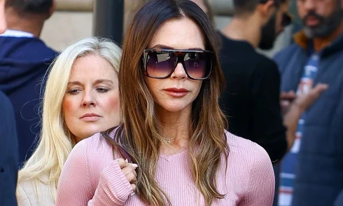 Beckham cảnh cáo con trai