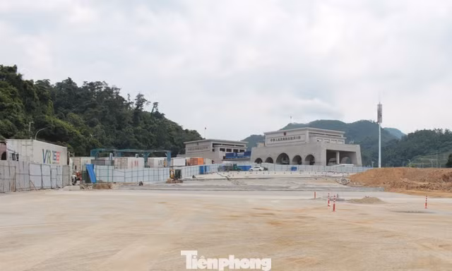 Sắp có làn cửa khẩu thông minh ở biên giới Lạng Sơn 