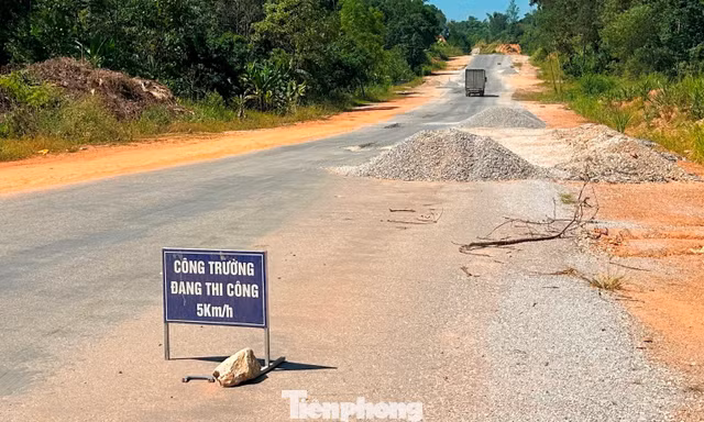 Cao Bằng yêu cầu xử lý tình trạng hư hỏng mặt đường tránh trung tâm trước 30/10