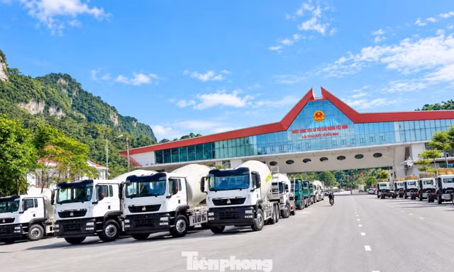 Cửa khẩu Lạng Sơn hoạt động thế nào dịp nghỉ quốc khánh Trung Quốc?