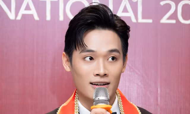 Người mẫu cao 1,86 m đại diện Việt Nam thi nam vương quốc tế