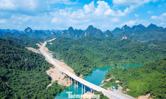 Kiến nghị gỡ khó để thông đoạn cao tốc Tân Thanh - Đông Khê dịp Tết 2027
