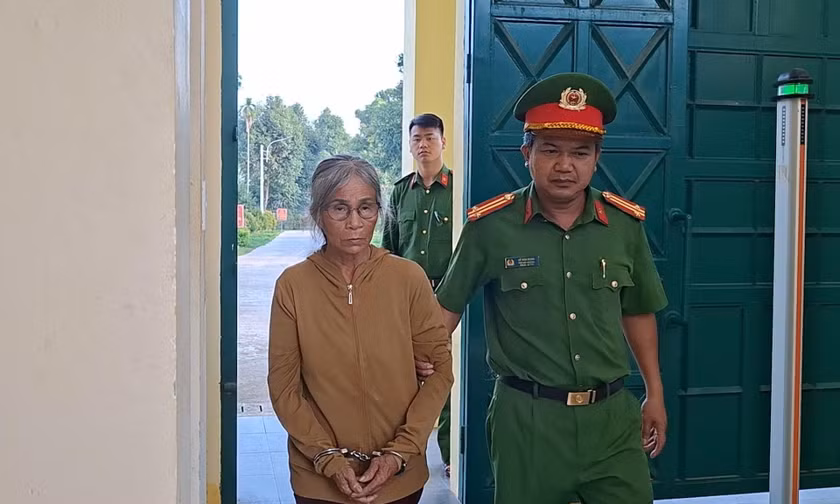 Giết bạn thân cướp vàng, người phụ nữ đổi tên trốn truy nã hơn 40 năm