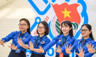 Đại hội Đoàn XIII thông qua Nghị quyết nhiệm kỳ mới, với 13 chỉ tiêu trọng tâm