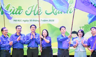 Hơn 1.200 sinh viên ĐHQG Hà Nội lên đường 'Mùa Hè Xanh', mang tri thức đến vùng biên
