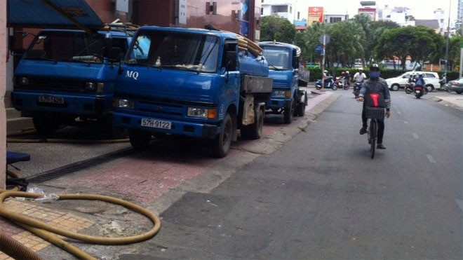 Công ty Vệ Sinh Tân Tiến Phát thi công dich vụ tại tòa nhà Central Park Office Building tại phường Phạm Ngũ Lão, Quận 1, TPHCM