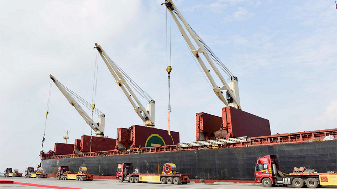 Lô hàng tôn thành phẩm lớn nhất từ trước tới nay của Tập đoàn đi châu Âu sẽ cập bến tại 3 nước là Pháp, Bỉ và Tây Ban Nha