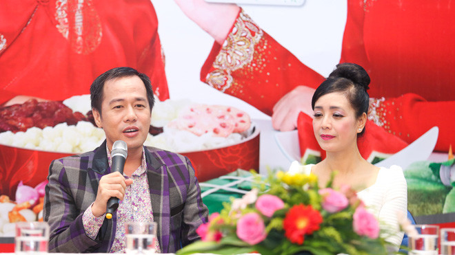 Phó giáo sư tiến sĩ chia sẻ thực trạng ngày Tết hiện nay đến các độc giả.