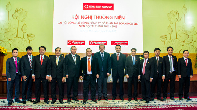 Tập đoàn Hoa Sen đã thông qua kế hoạch tăng doanh thu lên 16.500 tỷ đồng, lợi nhuận sau thuế 450 tỷ đồng trong niên độ tài chính 2014-2015.
