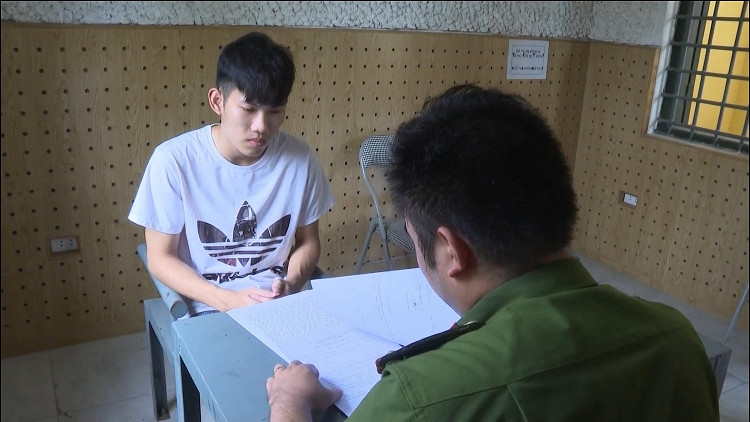 Đối tượng tại cơ quan điều tra.