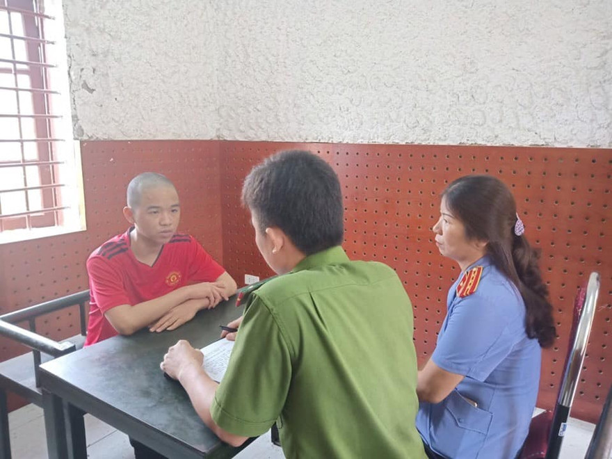 Đối tượng Lê Hiếu Nghĩa tại cơ quan điều tra.