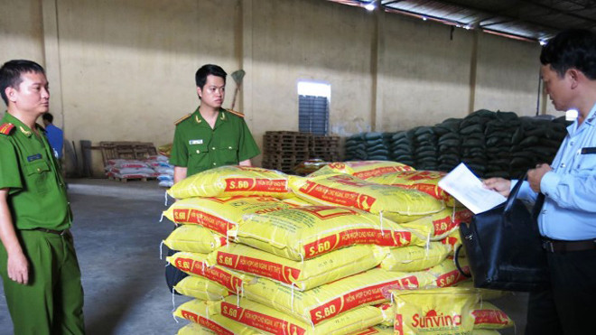 Bộ NN & PTNT đang phối hợp chặt chẽ với Bộ Công an và Bộ Y tế để tiến tới đẩy lùi vấn nạn chất cấm trong chăn nuôi trong năm 2016