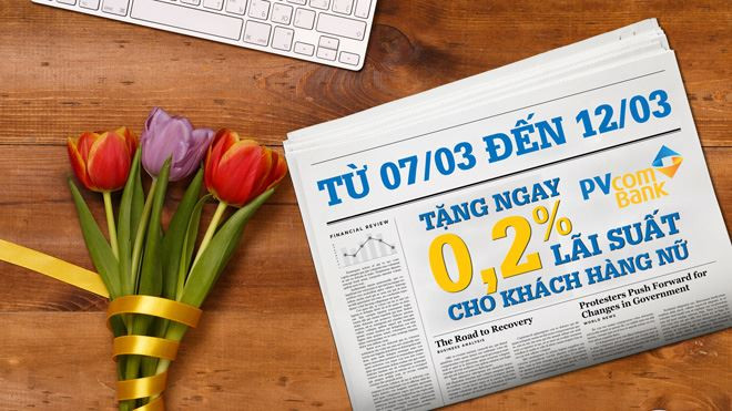 Khách hàng nữ nhận nhiều ưu đãi từ PVcombank dịp 8/3