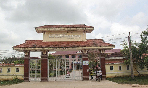 Ngôi trường xảy ra vụ việc.