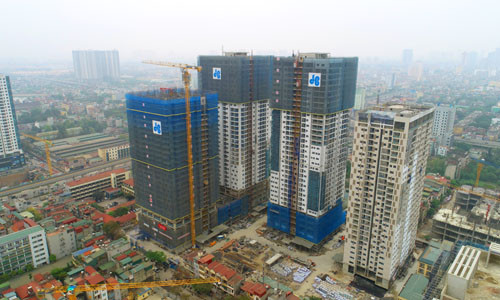 Ba trong bốn tòa căn hộ tại TNR GoldSeason đã cất nóc