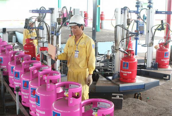 Điều kiện kinh doanh gas, LPG theo kiểu "con gà, quả trứng" làm khó doanh nghiệp, người dân. Ảnh minh họa internet