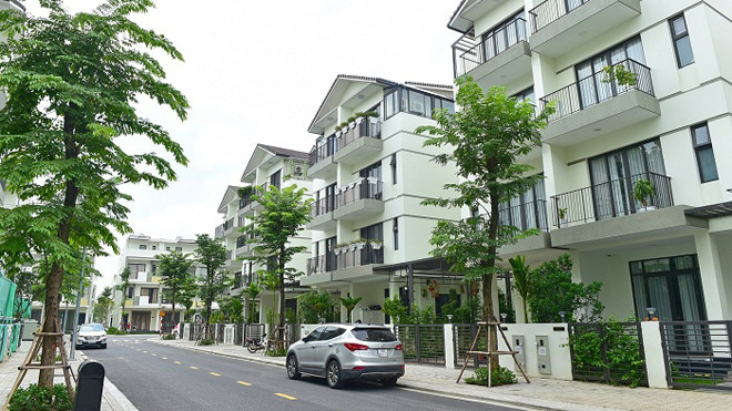 Từ quý 1/2017, Vinhomes Thăng Long đã bàn giao nhà và hình thành cộng đồng cư dân