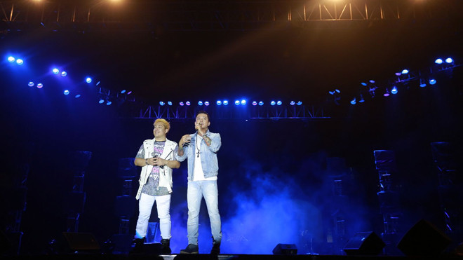 Dàn sao Hàn Quốc sang Việt Nam đá bóng giao hữu với Tuấn Hưng