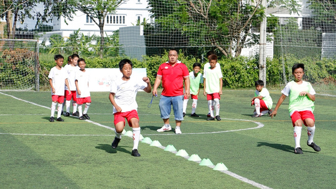 HLV Nguyễn Hồng Sơn: “Đội Cầu thủ nhí 2017 tự tin đánh bại FC Seoul Hàn Quốc”
