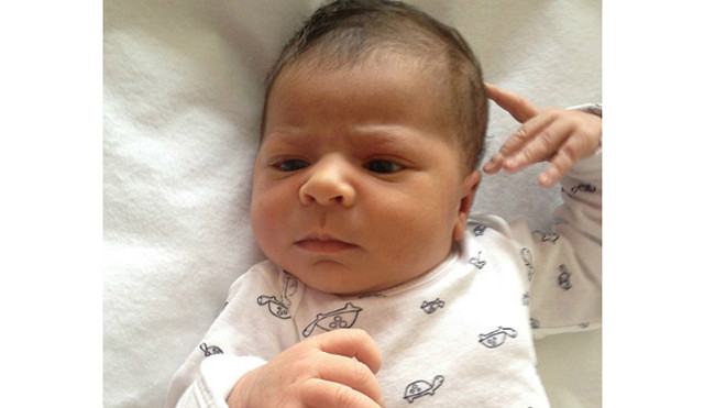 Bé Theo. Ảnh: PA.
