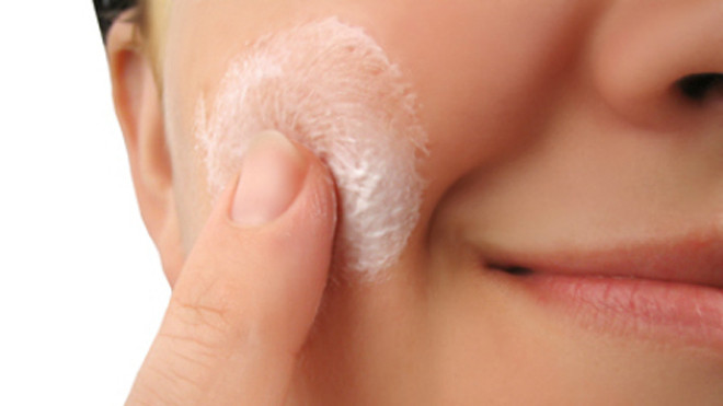 Mụn trứng cá bọc khiến người bệnh mất tự tin