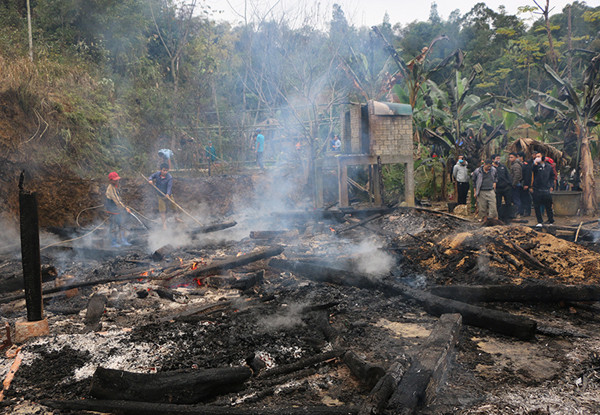 Nhà của bà Vương Thị Sáu bị cháy rụi. 