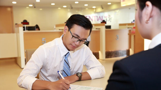 Khách hàng cần đọc, nghiên cứu thật kỹ hồ sơ yêu cầu và hợp đồng bảo hiểm; yêu cầu tư vấn viên giải thích rõ từng điều khoản